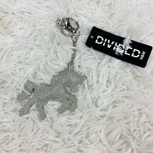 NWT H&M silver sparkly unicorn dangling keychain